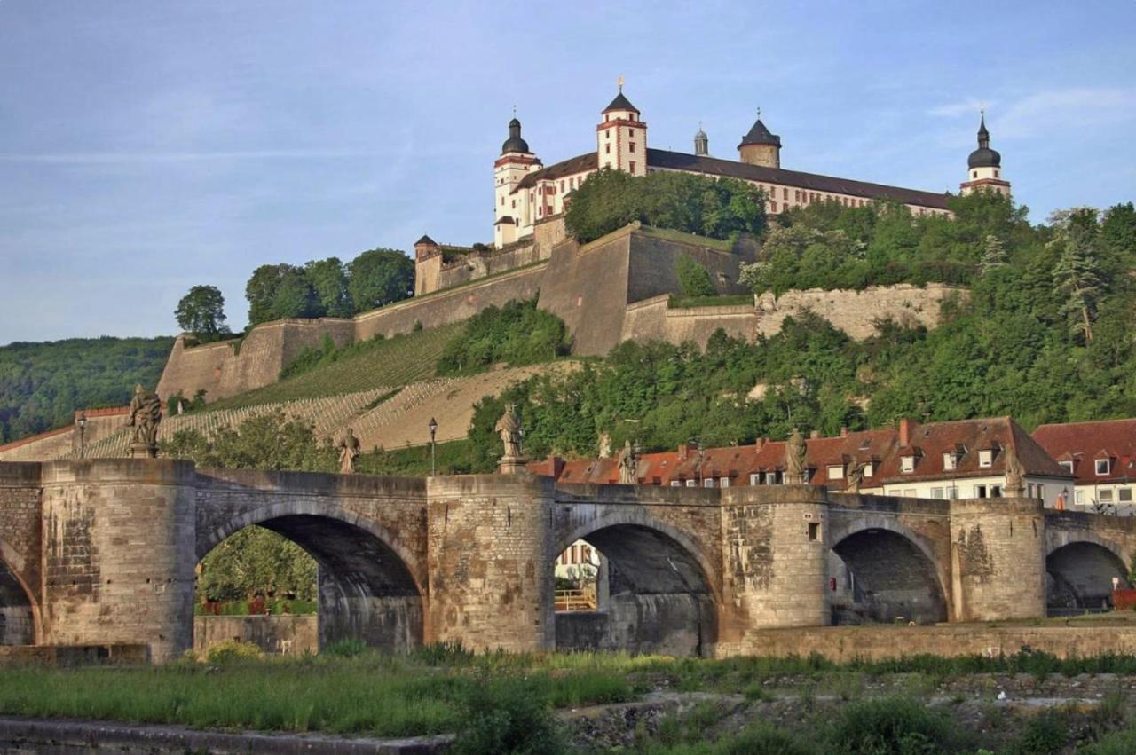 Zwei Ferienwohnungen In Randersacker Exterior photo